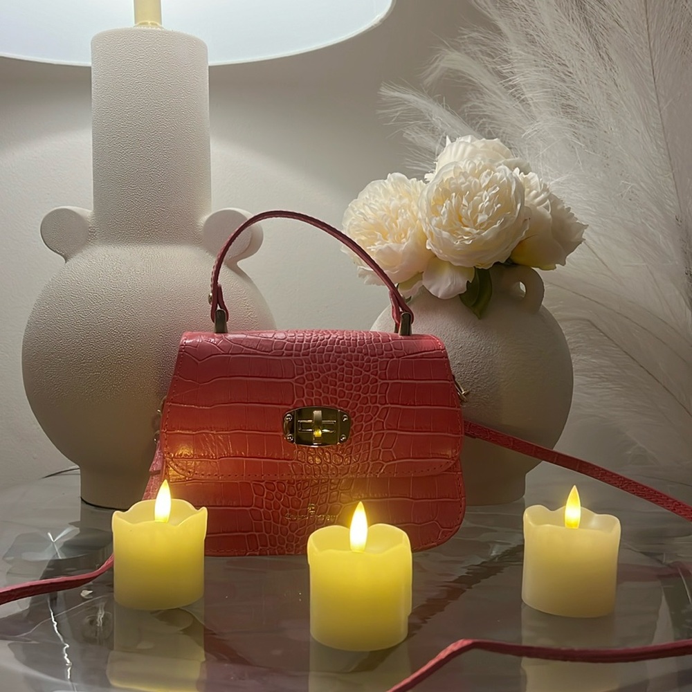 Hot pink 🩷 Chiaro Ferretti crossbody